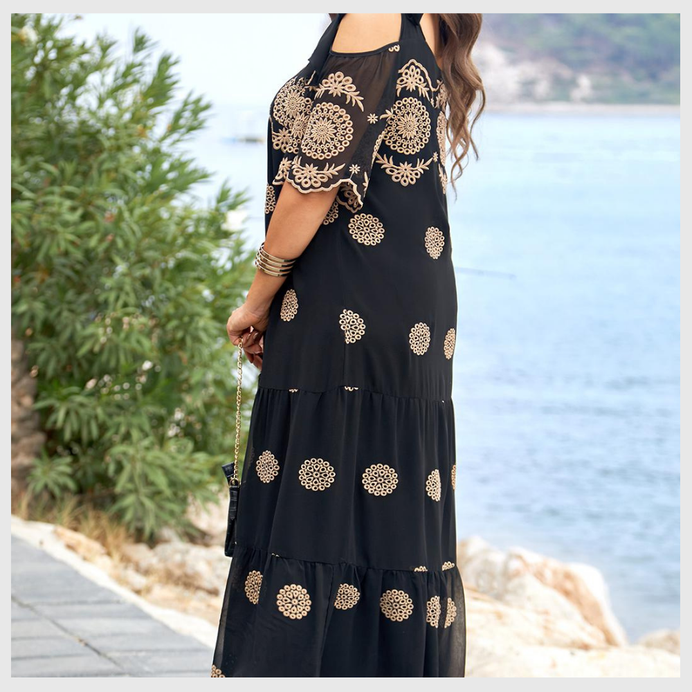 Robe Longue Charlie-quebec™ – Dentelle Noire Imprimée